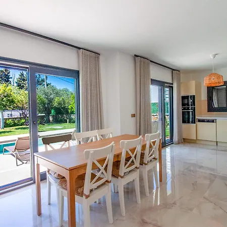 Casa Luz *